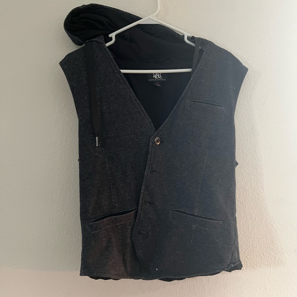 Rock n republic vest with hoodie